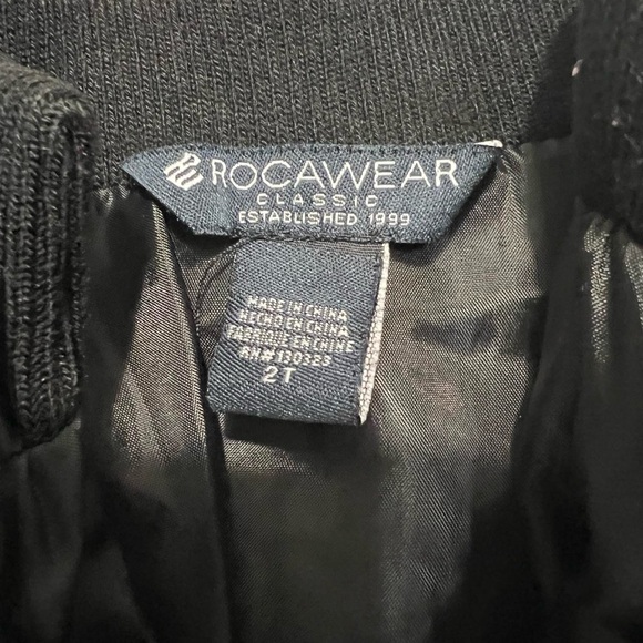 Rocawear Girls Zippered Puffer Vest Black Size 2T - Picture 5 of 5